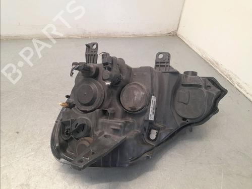 Used Right headlight Right headlight RENAULT MODUS / GRAND MODUS (F/JP0_) 1.5 dCi (FP0G, JP0G) (68 hp) 33561722 33561722