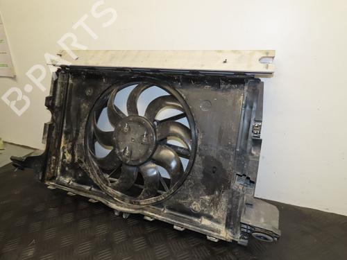 Używane Wentylator chłodnicy TESLA MODEL Y (5YJY) EV All-wheel Drive (450 hp) 31272565