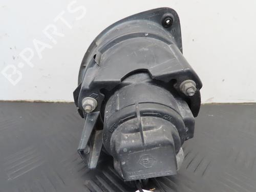 Used Left front fog light RENAULT CLIO II (BB_, CB_) 1.4 (B/CB0C, B/CB0S) (75 hp) 19162059