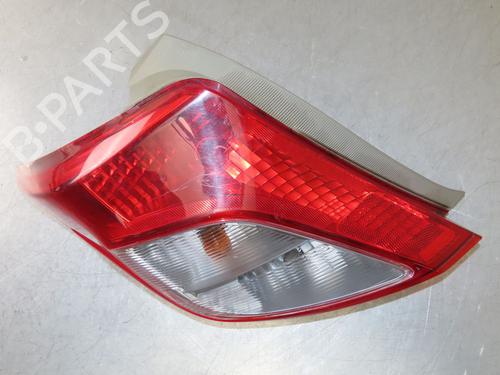 Venstre baglygte TOYOTA YARIS (_P13_) 1.4 D (NLP130_, NLP130) (90 hp) 30522147