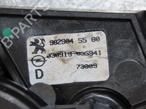 Used Rear right window mechanism PEUGEOT 208 II (UB_, UP_, UW_, UJ_) 1.2 PureTech 100 (101 hp) 25479963