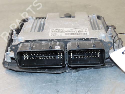 Used Engine control unit (ECU) CITROËN C4 CACTUS 1.6 BlueHDi 100 (99 hp) 17370951