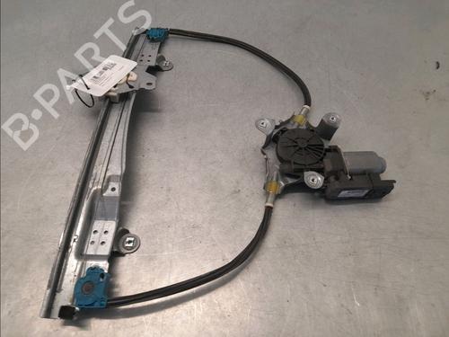 Lève-vitre avant gauche RENAULT TWINGO II (CN0_) 1.2 16V (CN0K, CN0V, CN0A) (76 hp) 29985821