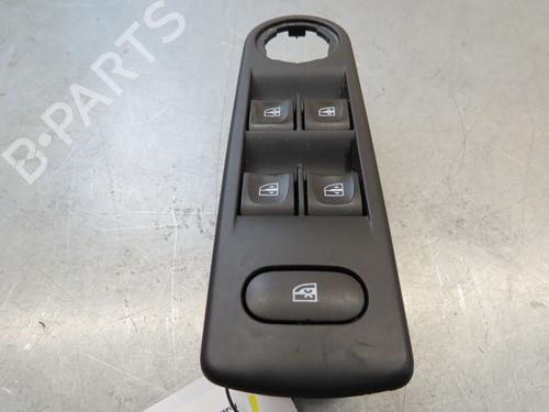 Used Left front window switch RENAULT CLIO IV (BH_) 0.9 TCe 90 (BHNF, BHMA, BHMH, BHJK, BHJR) (90 hp) 24831630