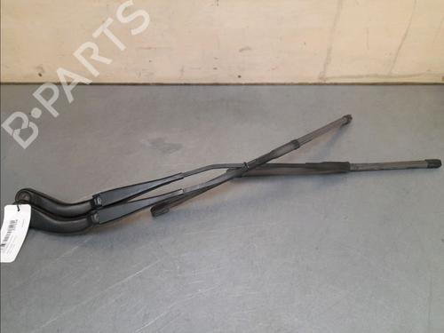 Front windshield wiper arm BMW 3 Touring (F31) 316 d | BP15770770C143 