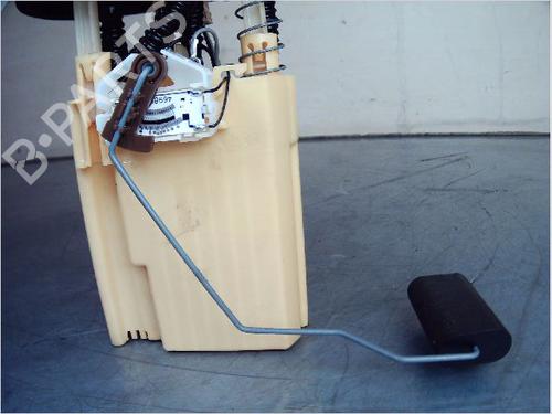 Used Fuel pump RENAULT CLIO IV (BH_) 1.5 dCi 90 (90 hp) 10933851