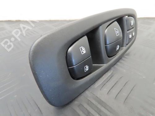 Left front window switch RENAULT KADJAR (HA_, HL_) 1.5 dCi 110 (HLA3) | BP19161988I27