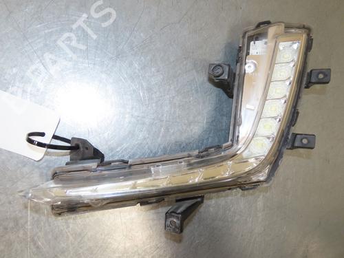 Used Left daytime light Left daytime light 38257541 38257541