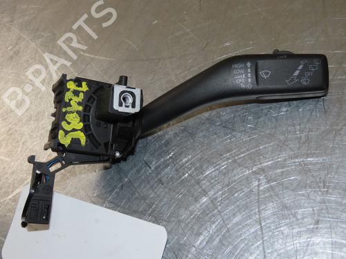 Used Steering column stalk VW GOLF VI (5K1) 2.0 TDI (110 hp) 17656547