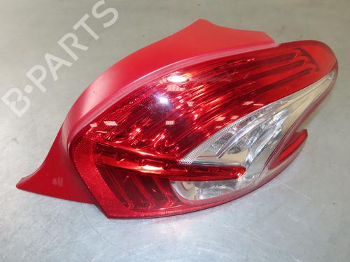 Used Right taillight Right taillight 38005437 38005437