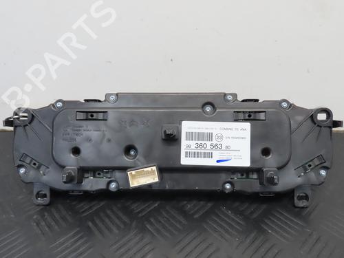 Used Instrument cluster Instrument cluster PEUGEOT 2008 II (UD_, US_, UY_, UJ_, UR_, UC_) 1.2 PureTech 130 (USHNS, URHNS) (130 hp) 19123370 19123370