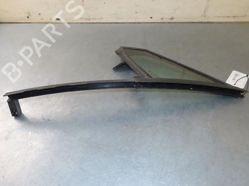 front-left-quarter-glass-peugeot-2008-i-cu_-2013-36487001 main image
