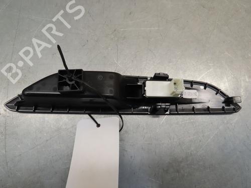 right-rear-window-switch-peugeot-3008-ii-suv-mc_-mr_-mj_-m4_-2016-25777689 main image