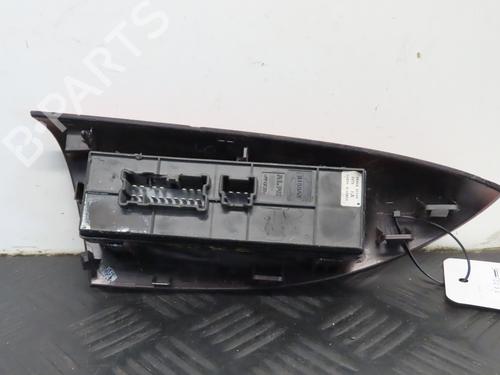 Left front window switch NISSAN JUKE (F15) 1.5 dCi | BP19133062I27