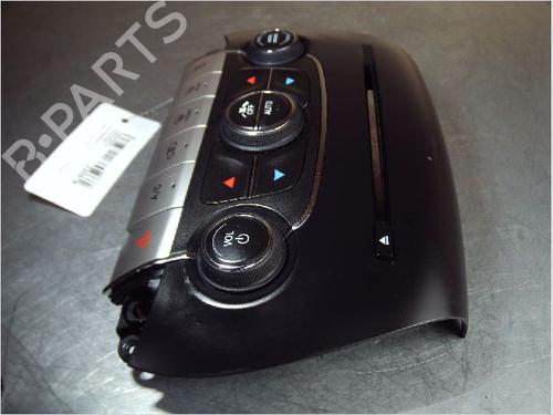 climate-control-fiat-freemont-345_-20-jtd-k6mp791x9aa-2011-10862867 main image