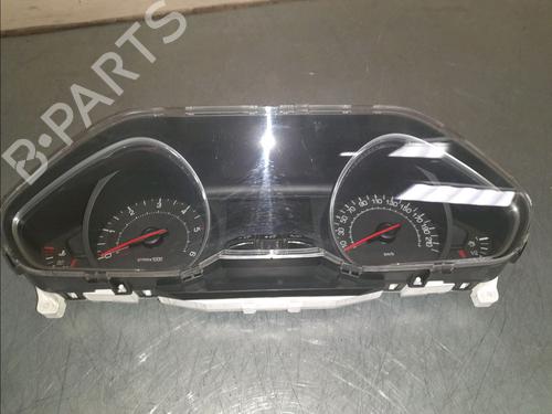 Used Instrument cluster PEUGEOT 208 I (CA_, CC_) 1.4 HDi (68 hp) 13030504