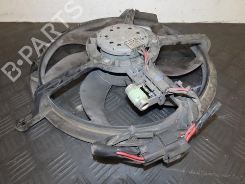 Used Radiator fan MINI MINI COUNTRYMAN (R60) Cooper D (112 hp) 31056059