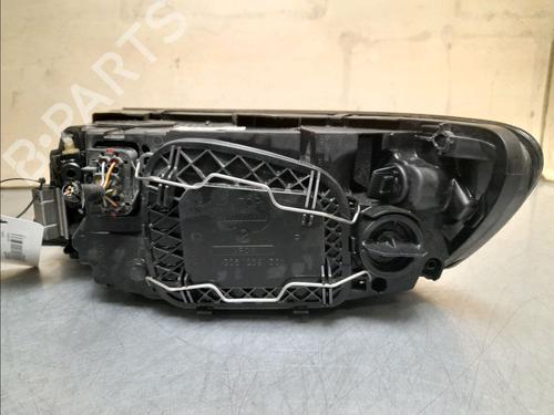 Right headlight VOLVO S40 II (544) 1.6 D | BP15902828C29 
