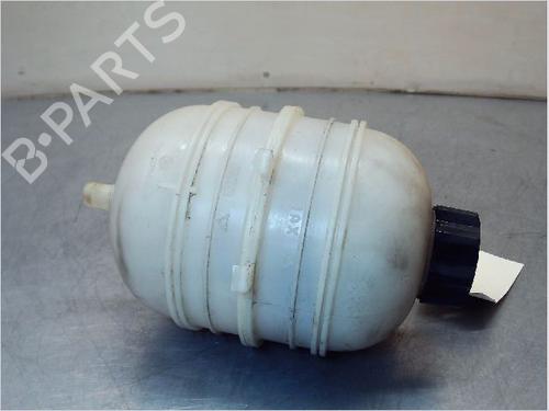 Used Expansion tank PEUGEOT 206 Hatchback (2A/C) 1.4 i (75 hp) 23157932