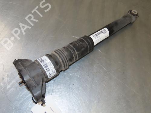 Used Right rear shock absorber Right rear shock absorber 18666845 18666845