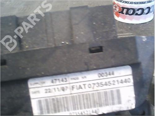 Steering column stalk FIAT 500 (312_) 1.3 D Multijet (312AXB1A) | BP9405926I23 