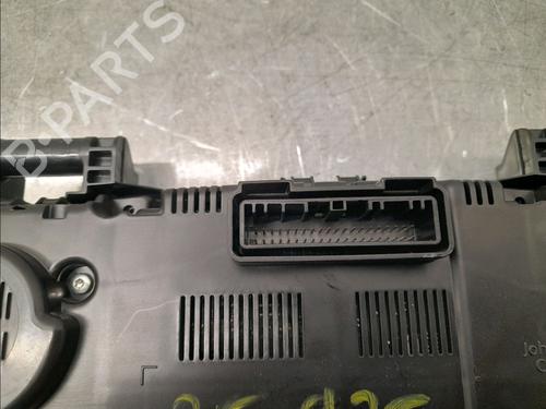 instrument-cluster-renault-megane-iv-hatchback-b9amn_-2015-32223036 main image