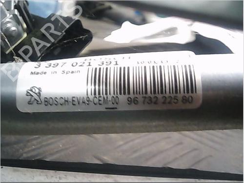 Used Front wiper motor PEUGEOT 208 I (CA_, CC_) 1.6 HDi (92 hp) 9404952