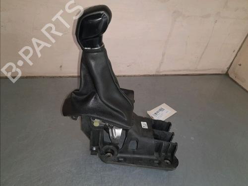Gear lever PEUGEOT 208 I (CA_, CC_) 1.2 VTI 82 | BP12606578M90 