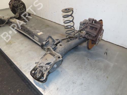 Essieu arrière VW GOLF VIII (CD1, DA1) 1.0 eTSI (110 hp) 33007847