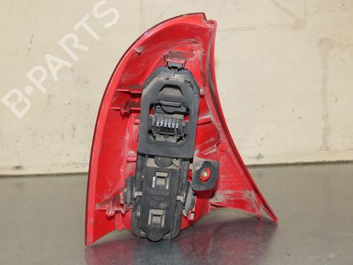 Right taillight RENAULT CLIO II (BB_, CB_) 1.4 16V (B/CB0P, BB13) | BP28572929C35 