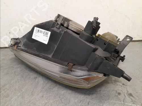 Used Right headlight FORD FIESTA IV (JA_, JB_) 1.8 DI (75 hp) 15076473