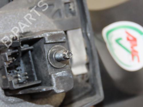 Right mirror RENAULT TRAFIC II Bus (JL) 2.0 dCi 115 (JL00, JL01, JL0H, JL0M, JL0U) | BP29963281C27