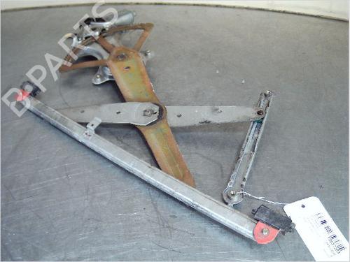 Used Front right window mechanism TOYOTA RAV 4 II (_A2_) 2.0 D 4WD (CLA20_, CLA21_, CLA20R, CLA21R) (116 hp) 23158550