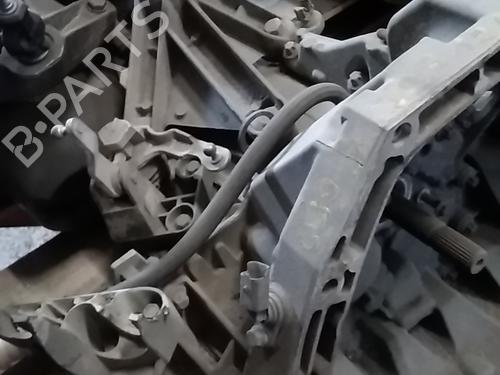 Used Gearbox RENAULT CLIO III (BR0/1, CR0/1) 1.5 dCi (BR17, CR17) (86 hp) 11131167