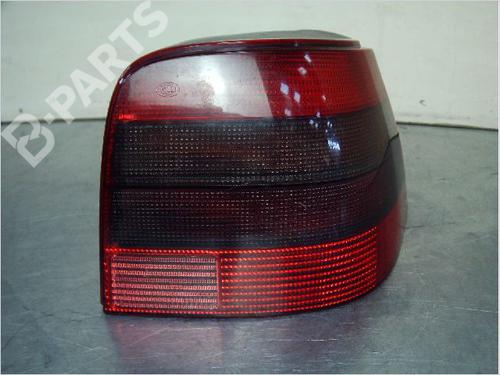 Used Right taillight VW GOLF IV (1J1) 1.9 TDI (130 hp) 9410747