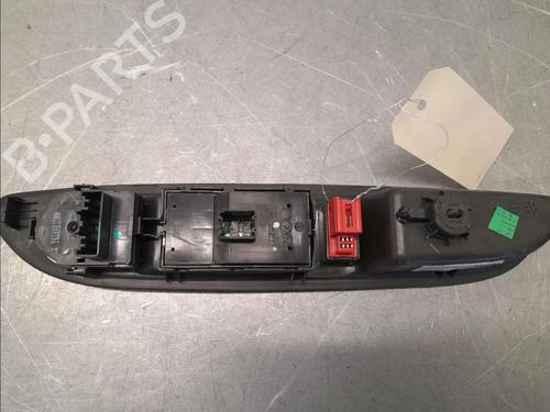 Used Left front window switch OPEL MOKKA / MOKKA X (J13) 1.7 CDTI (_76) (131 hp) 32004908
