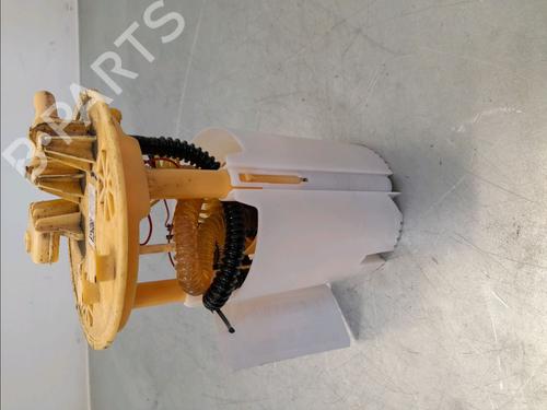Used Fuel pump RENAULT MEGANE IV Hatchback (B9A/M/N_) 1.5 dCi 110 (B9A3) (110 hp) 27351599