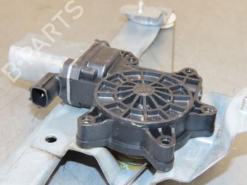 Rudehejsemekanisme venstre bagtil RENAULT CAPTUR I (J5_, H5_) 0.9 TCe 90 (90 hp) 25451224