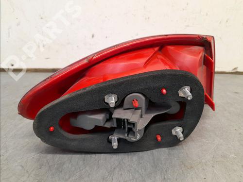 Right taillight ALFA ROMEO 147 (937_) 1.9 JTDM 8V (937.AXD1A, 937.AXU1A, 937.BXU1A) | BP9406778C35 