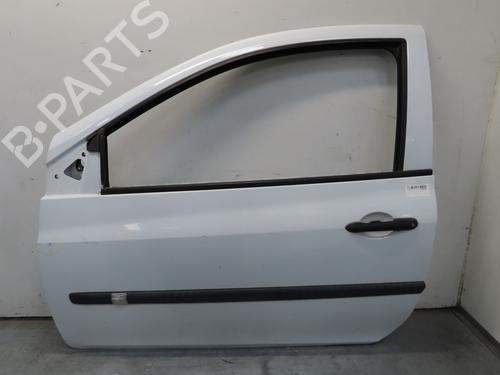 Used Left front door RENAULT CLIO III (BR0/1, CR0/1) 1.5 dCi (C/BR0G, C/BR1G) (68 hp) 17729806