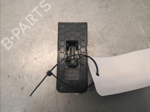 Left front window switch CITROËN C3 III (SX) 1.2 THP 110 (SXHNPS, SXHNZT, SXHNZ6) | BP29985852I27 