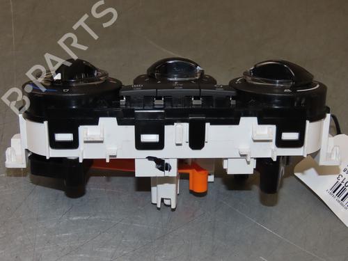 Climate control PEUGEOT 208 I (CA_, CC_) 1.2 PureTech 82 | BP29846458I5