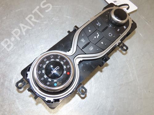 Used Climate control Climate control 36958109 36958109