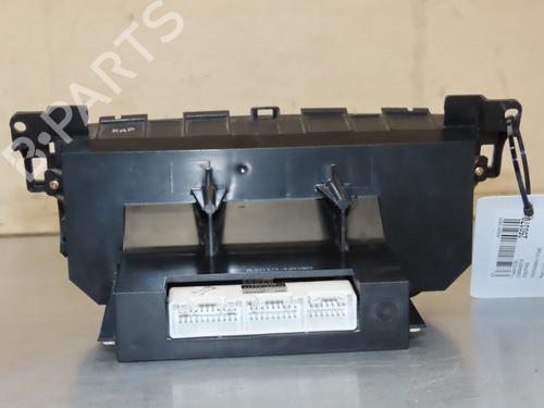 AC Styreenhet / Manøvreringsenhet TOYOTA RAV 4 II (_A2_) 2.0 D 4WD (CLA20_, CLA21_, CLA20R, CLA21R) | BP29817715I5