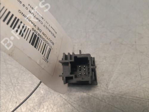 Bouton de warning RENAULT CAPTUR I (J5_, H5_) 0.9 TCe 90 | BP29985785I22 