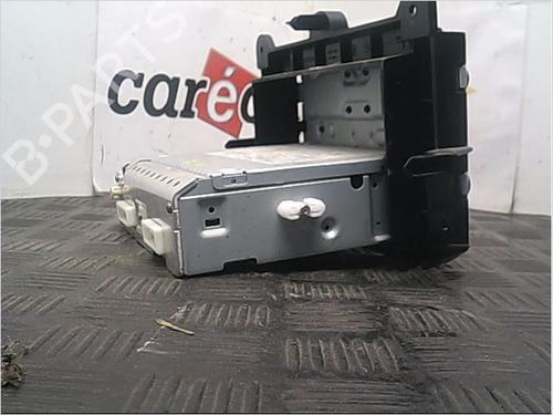 Used Radio RENAULT TWINGO III (BCM_, BCA_) 0.9 TCe 90 (BCM9, BCM2) (90 hp) 9405215