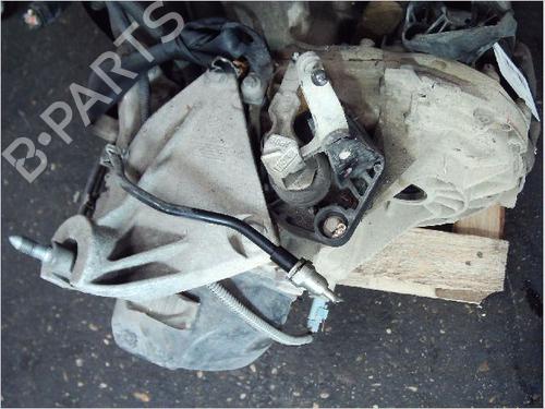 manual-gearbox-renault-twingo-ii-cn0_-15-dci-cn0e-7701723410-2007-10395783 main image