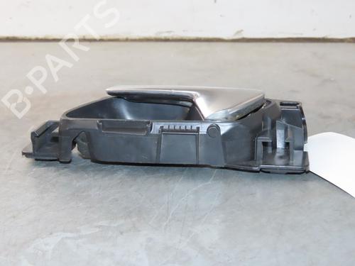 Used Front right interior door handle PEUGEOT 3008 II SUV (MC_, MR_, MJ_, M4_) 1.2 THP/ PureTech 130 (MRHNSM, MRHNSU, MRHNSJ, MRHNYW,... (131 hp) 17041953