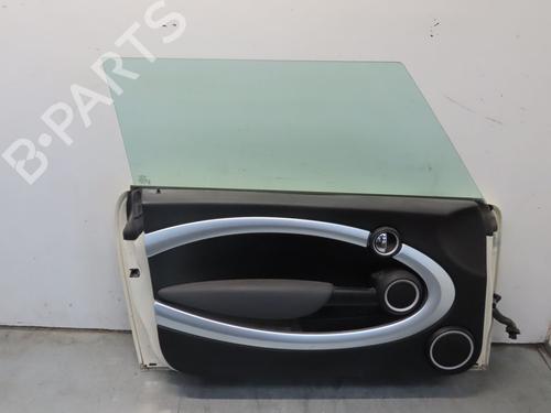 Used Left front door MINI MINI (R56) One (75 hp) 16666871