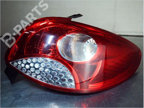 Right taillight PEUGEOT 206+ (2L_, 2M_) 1.1 | BP9584896C35 